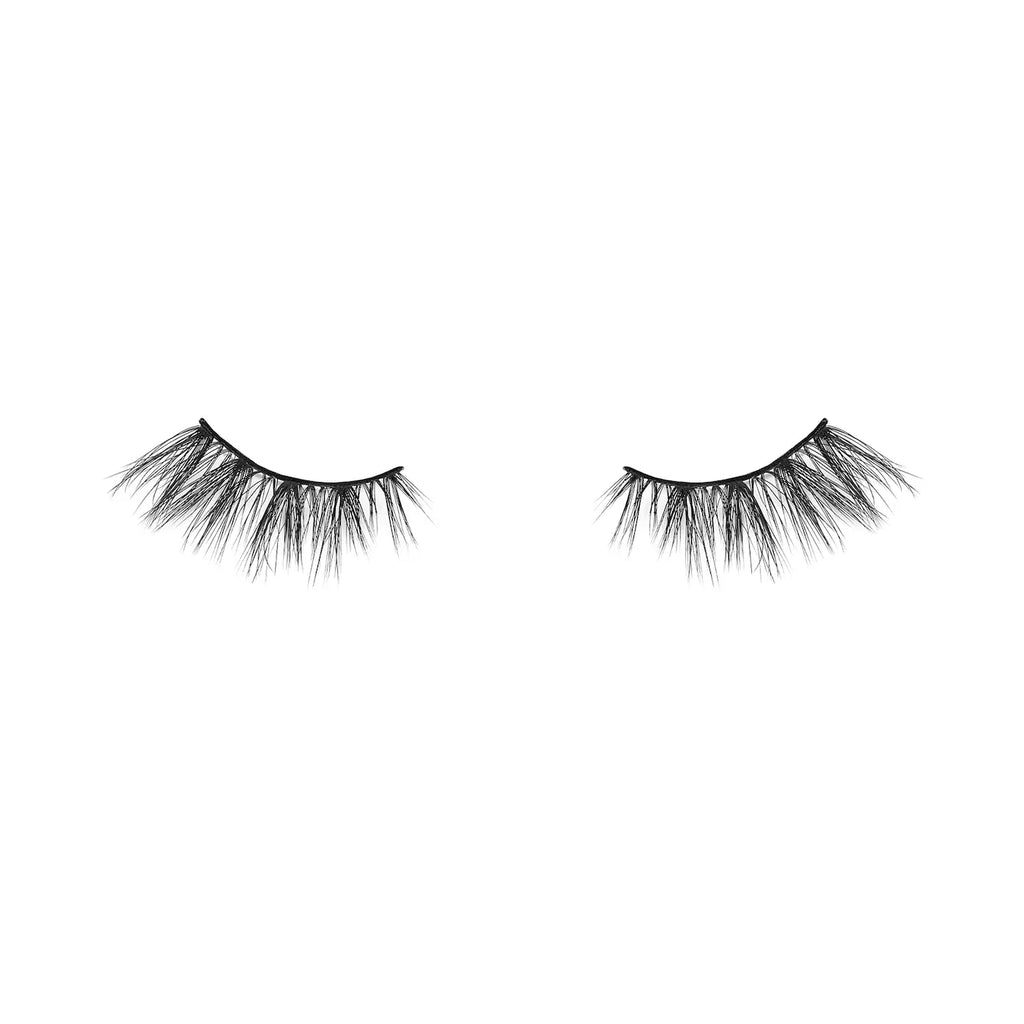 GlimmerPop self-adhesive lashes in black for easy application and stunning volume